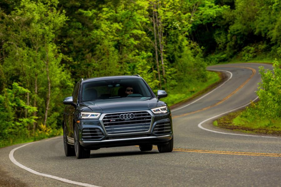  Audi SQ5 3.0 TFSI 2017 года  (NA) (фото 39 из 55)
